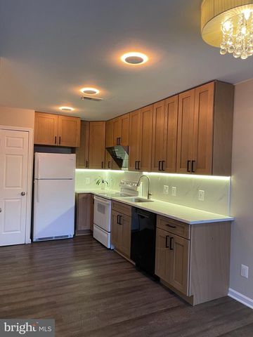 6002 RABBIT HILL CT, Centreville, VA 20121