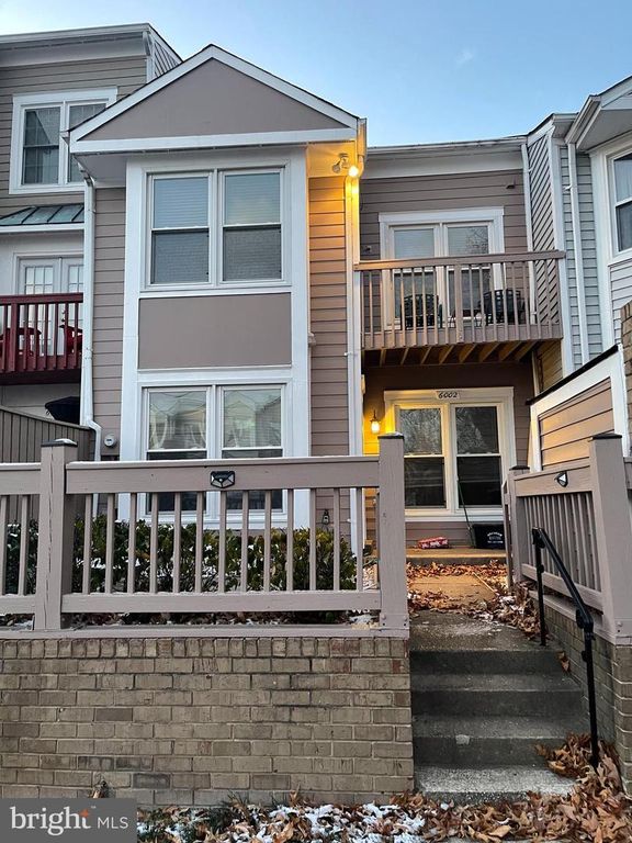 6002 RABBIT HILL CT, Centreville, VA 20121