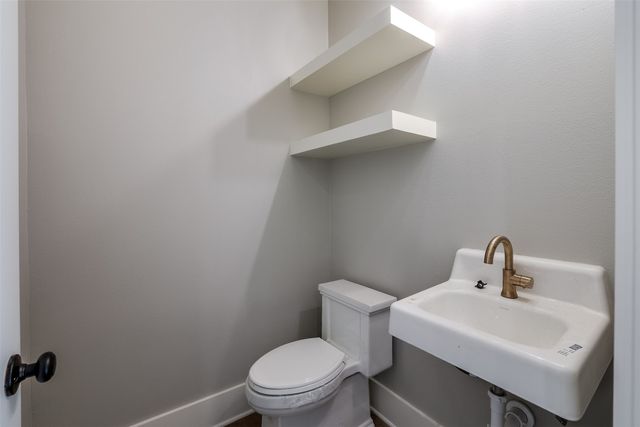 4031 Waters Edge Drive, Midlothian, TX 76065