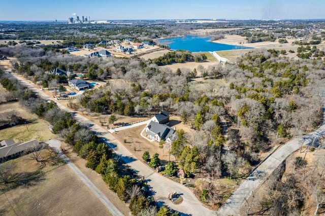 4031 Waters Edge Drive, Midlothian, TX 76065