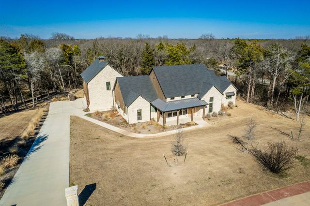 4031 Waters Edge Drive, Midlothian, TX 76065