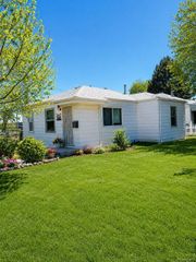 1288 Newark Street, Aurora, CO 80010