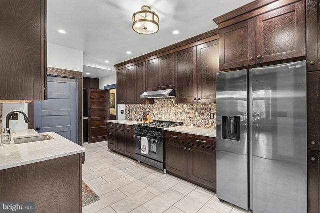 29 HAYWARD HTS, Glen Rock, PA 17327