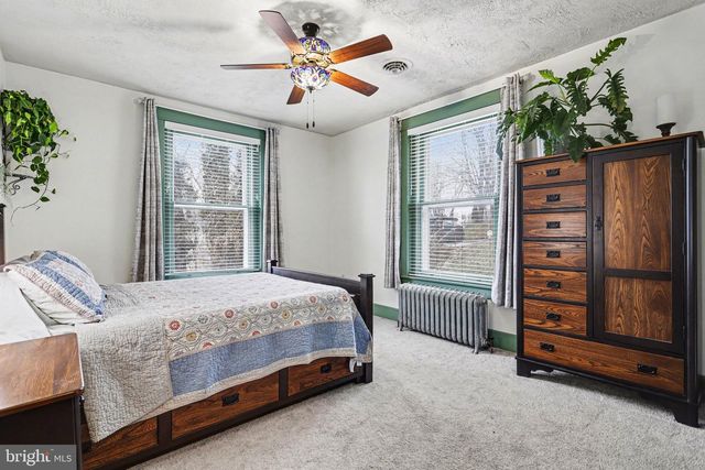 29 HAYWARD HTS, Glen Rock, PA 17327