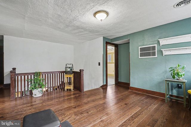 29 HAYWARD HTS, Glen Rock, PA 17327