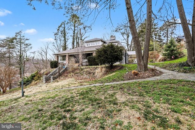 29 HAYWARD HTS, Glen Rock, PA 17327