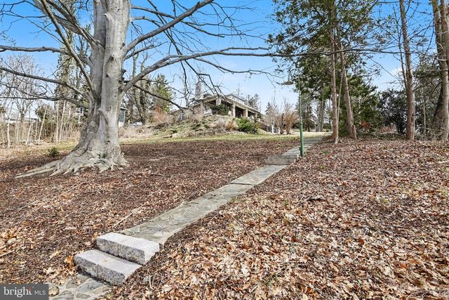 29 HAYWARD HTS, Glen Rock, PA 17327