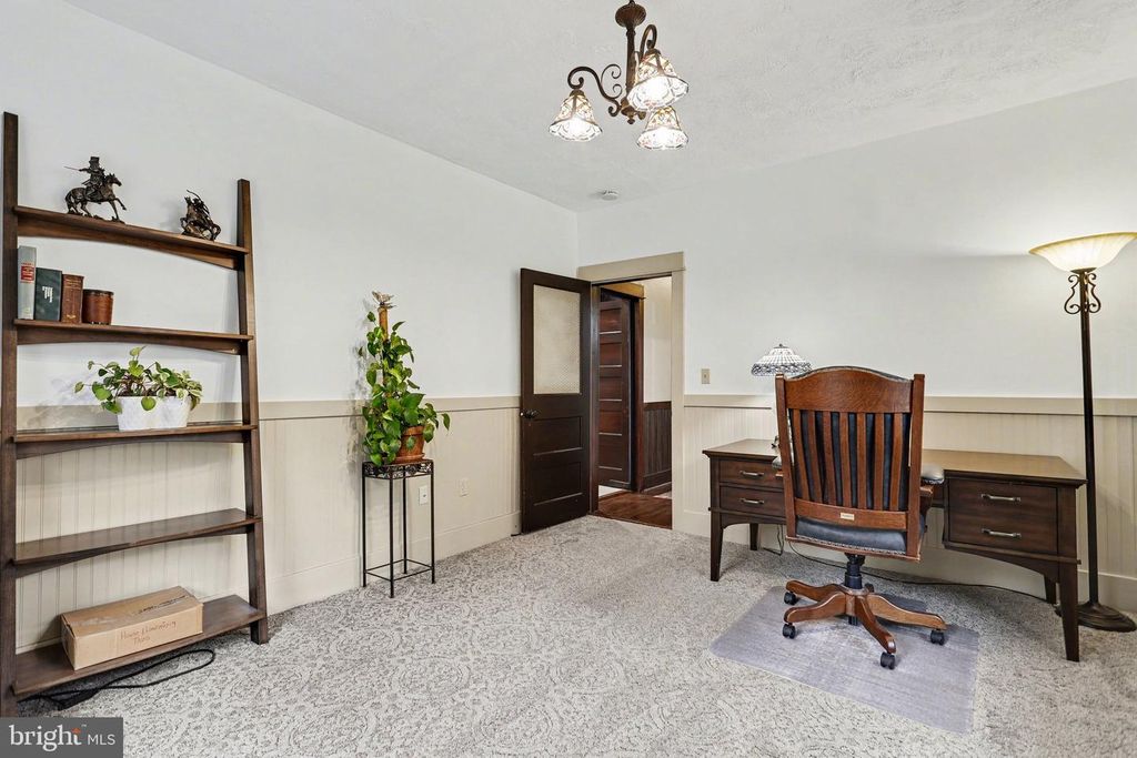 Image 15 of property listing at 29 HAYWARD HTS, Glen Rock, PA 17327