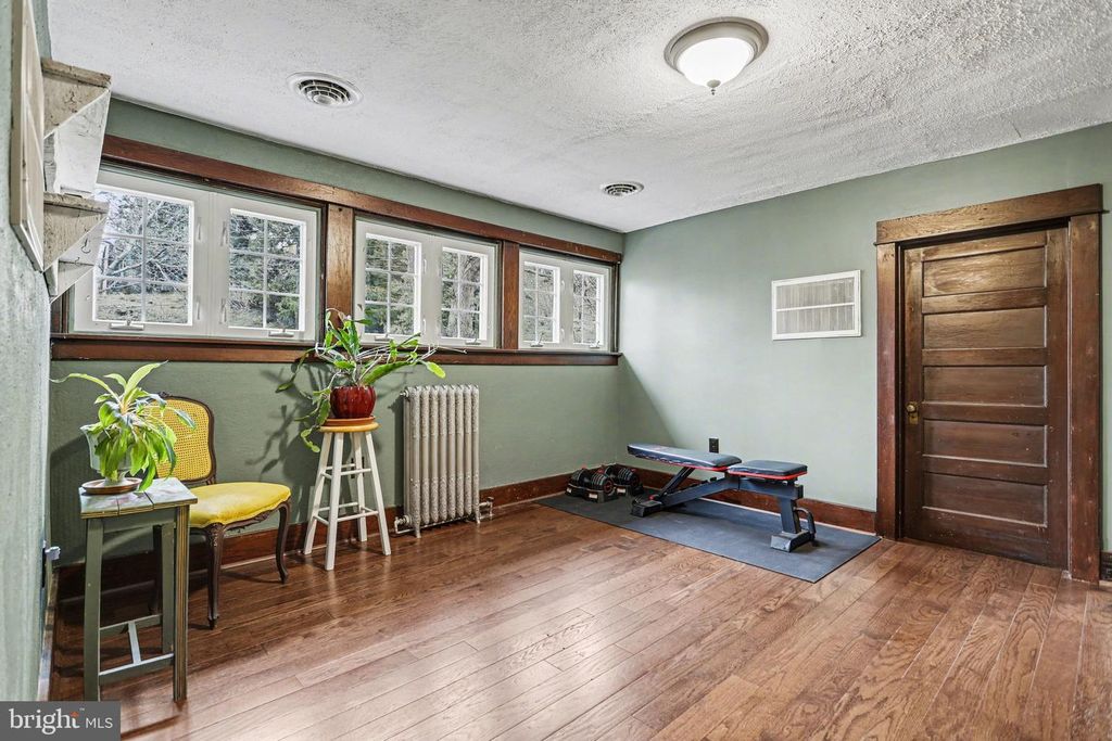 Image 21 of property listing at 29 HAYWARD HTS, Glen Rock, PA 17327