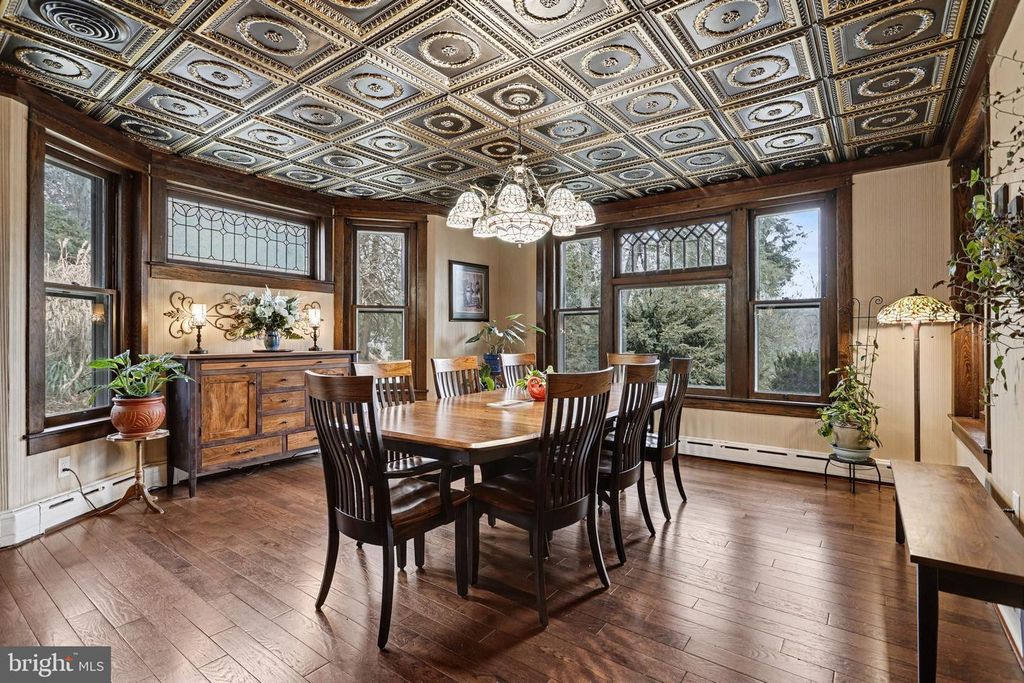 Image 7 of property listing at 29 HAYWARD HTS, Glen Rock, PA 17327