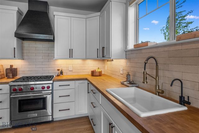 52 Dry Fly Lane, Bozeman, MT 59718