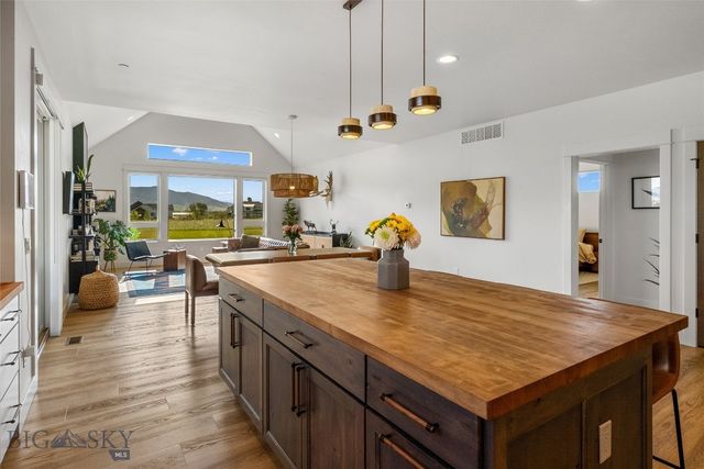 52 Dry Fly Lane, Bozeman, MT 59718