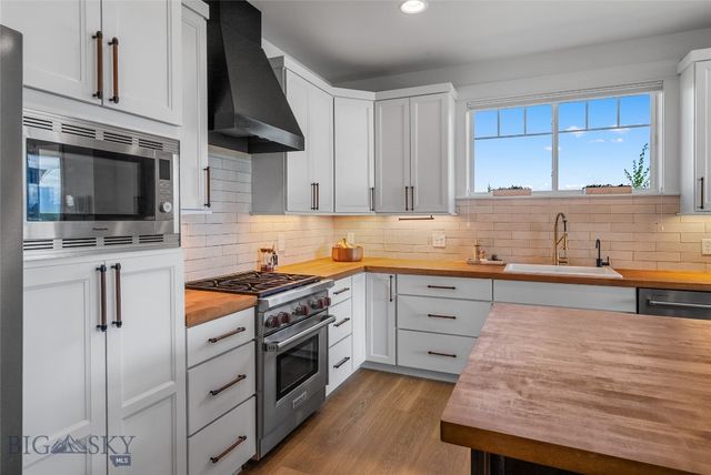 52 Dry Fly Lane, Bozeman, MT 59718