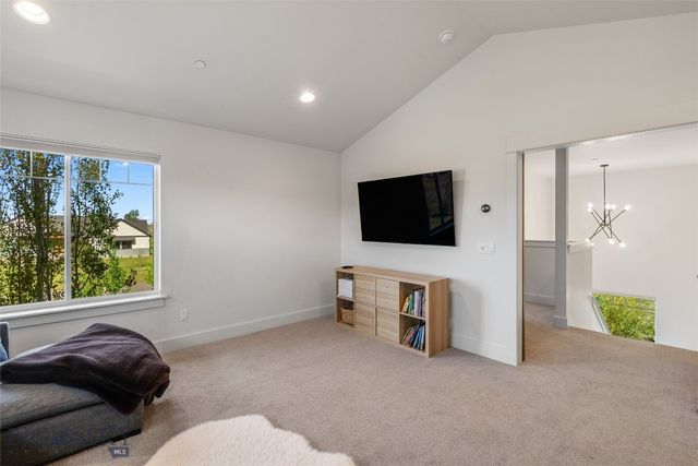52 Dry Fly Lane, Bozeman, MT 59718