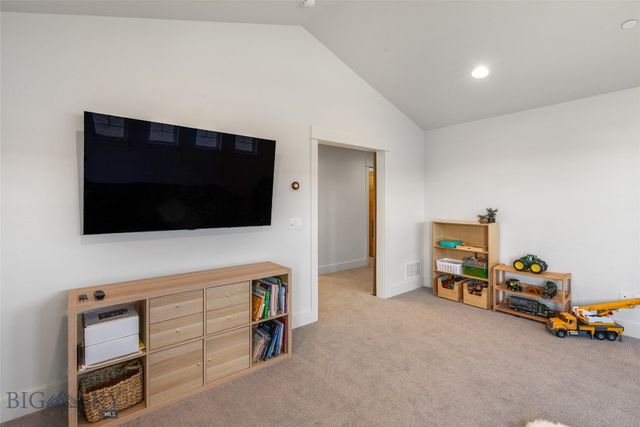 52 Dry Fly Lane, Bozeman, MT 59718