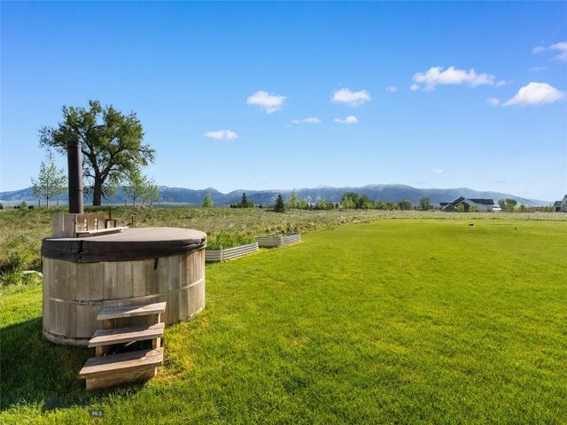 52 Dry Fly Lane, Bozeman, MT 59718