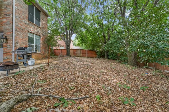 1869 Meyerwood Lane N, Flower Mound, TX 75028