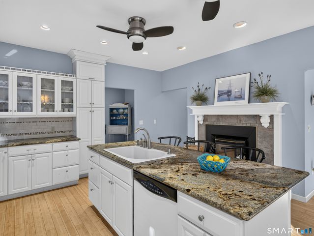 1221 Essex Road, Westbrook, CT 06498