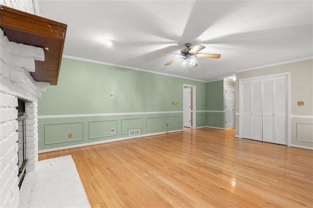 2185 Wenlok Trail NE, Marietta, GA 30066