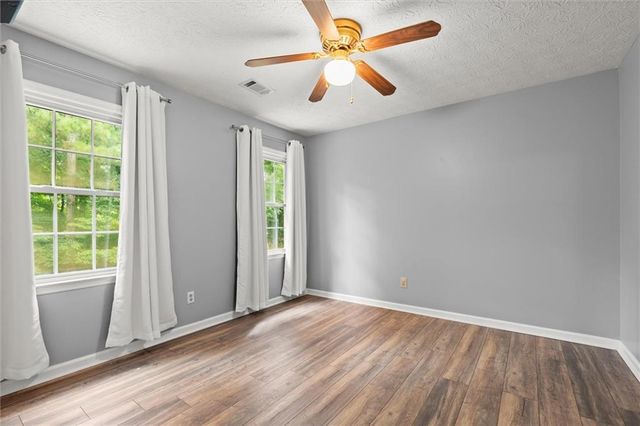 2185 Wenlok Trail NE, Marietta, GA 30066