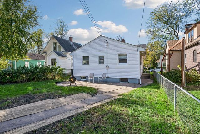 5211 39th Avenue S, Minneapolis, MN 55417