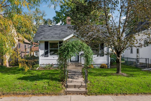 5211 39th Avenue S, Minneapolis, MN 55417