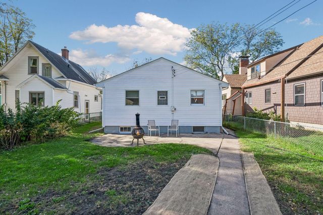 5211 39th Avenue S, Minneapolis, MN 55417