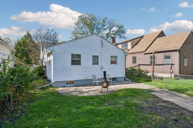 5211 39th Avenue S, Minneapolis, MN 55417