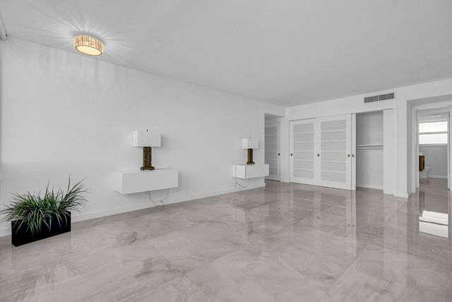 201 N Riverside Drive 802, Pompano Beach, FL 33062