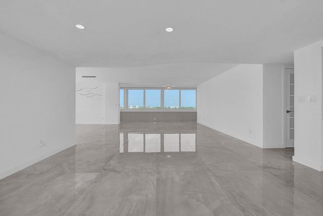 201 N Riverside Drive 802, Pompano Beach, FL 33062