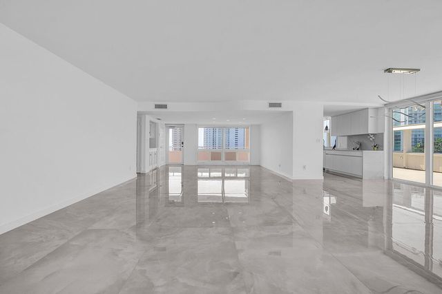 201 N Riverside Drive 802, Pompano Beach, FL 33062