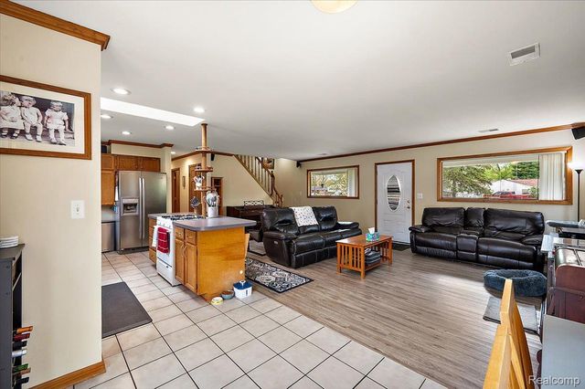 4550 Independence Drive, Independence Charter Township, MI 48346