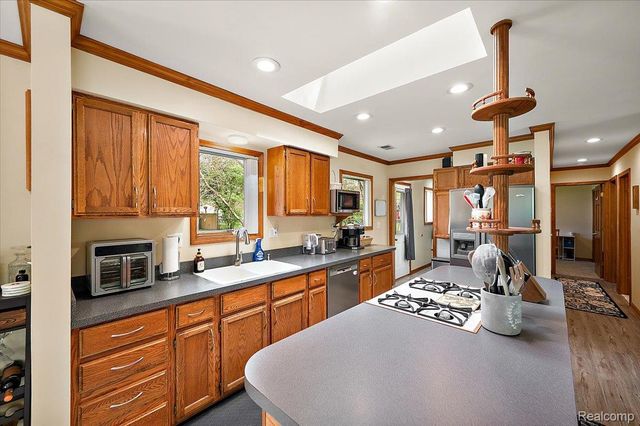 4550 Independence Drive, Independence Charter Township, MI 48346
