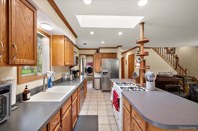4550 Independence Drive, Independence Charter Township, MI 48346