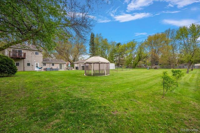 4550 Independence Drive, Independence Charter Township, MI 48346