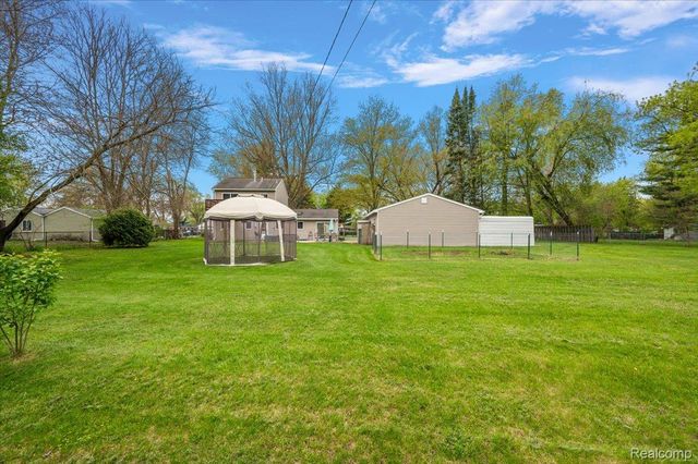 4550 Independence Drive, Independence Charter Township, MI 48346