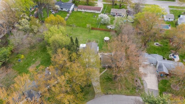 4550 Independence Drive, Independence Charter Township, MI 48346