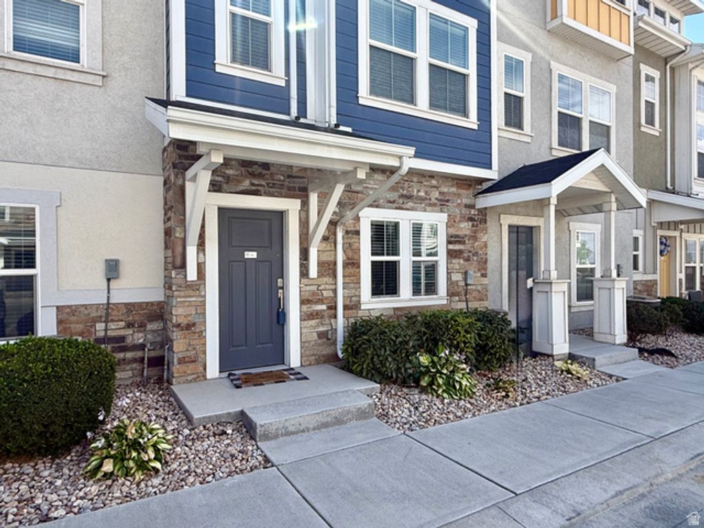 661 E 355 N, Vineyard, UT 84059 — photo 3