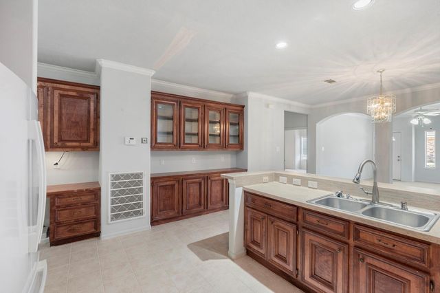 1310 E James Street 18, Baytown, TX 77520