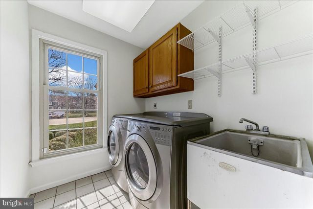 971 DERRING LN, Bryn Mawr, PA 19010