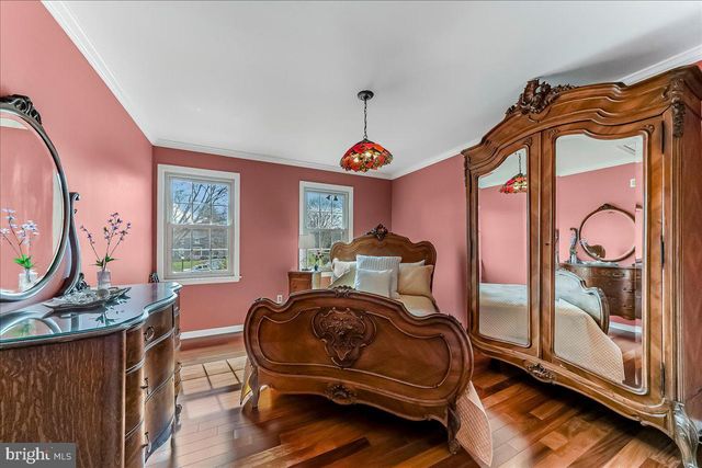 971 DERRING LN, Bryn Mawr, PA 19010