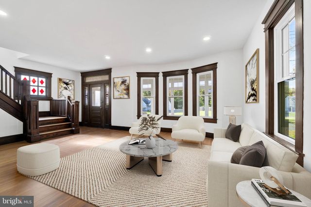 71 CARLTON AVE, Ewing, NJ 08638