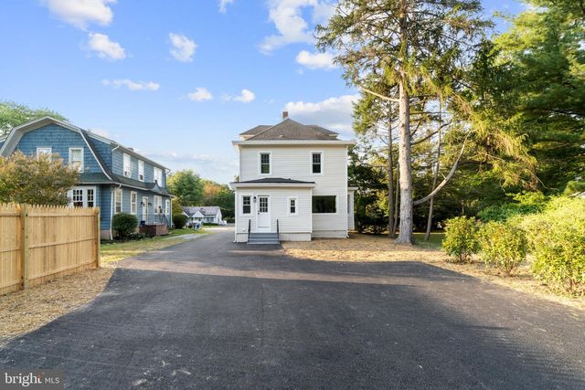 71 CARLTON AVE, Ewing, NJ 08638