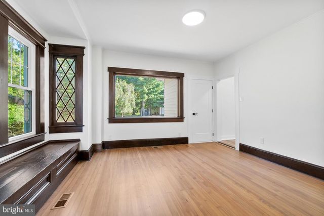 71 CARLTON AVE, Ewing, NJ 08638