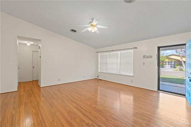 129 W Spencer Court, Harlingen, TX 78550