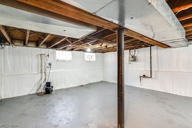 3506 Bosworth Road, Cleveland, OH 44111