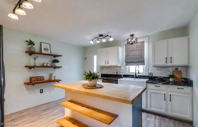 3506 Bosworth Road, Cleveland, OH 44111