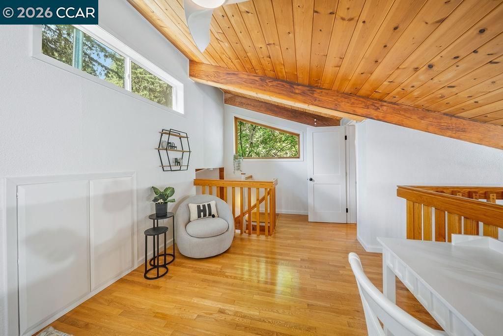 Image 22 of property listing at 18103 La Verne Dr, Los Gatos, CA 95033