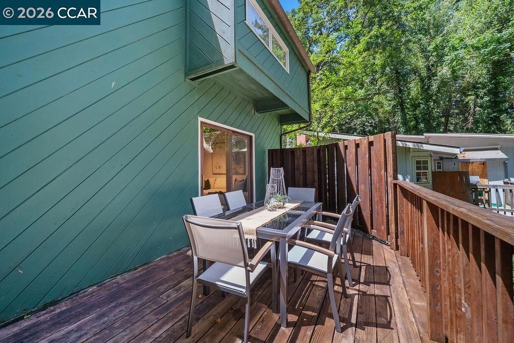 Image 33 of property listing at 18103 La Verne Dr, Los Gatos, CA 95033