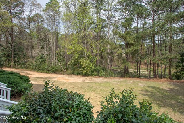 179 N Knoll Road, Southern Pines, NC 28387
